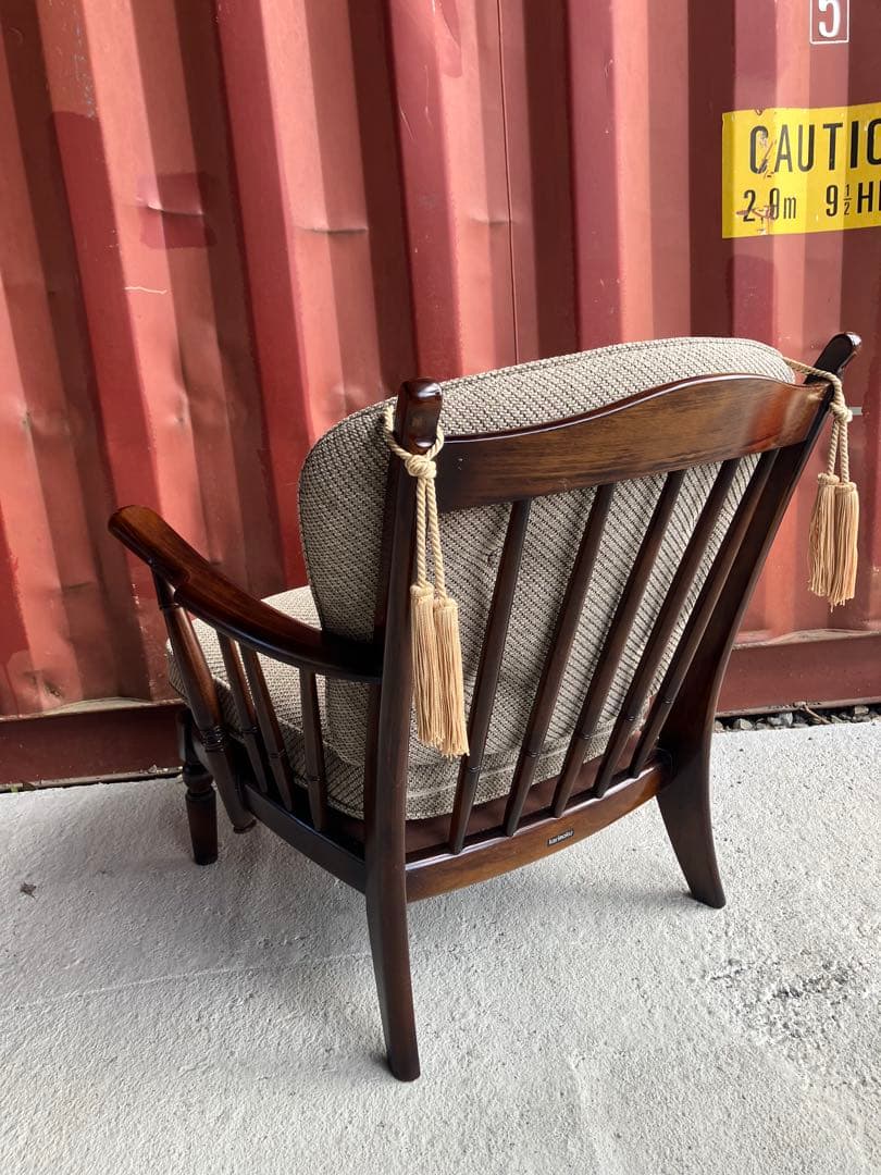 カリモクコロニアルWC47