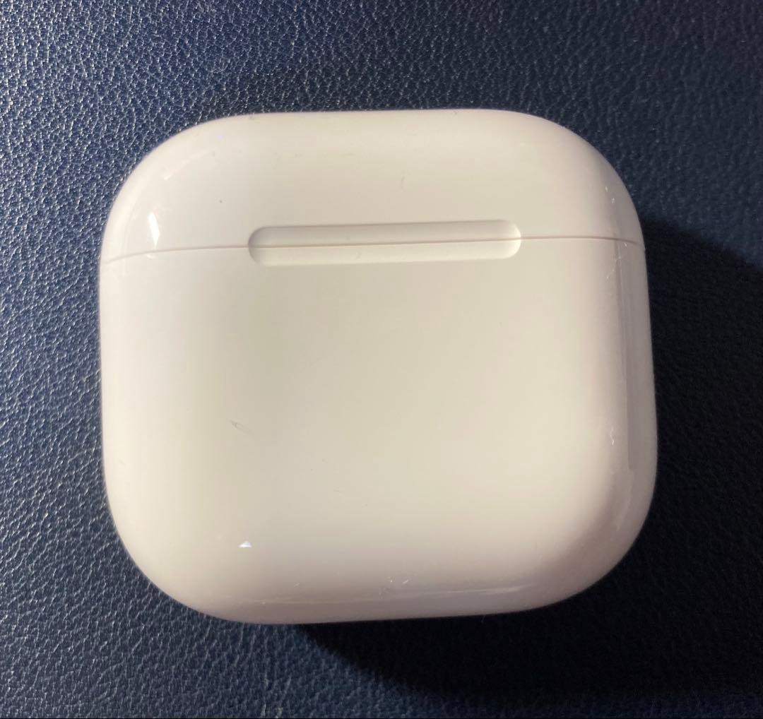 Apple AirPods 4 本体 アクティブノイズキャンセリング