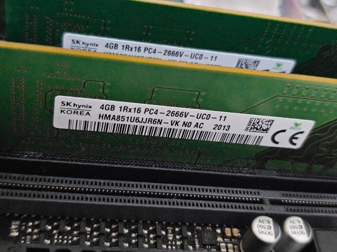 ASUS H370 Core i3 8100 8GB 4GB × 2