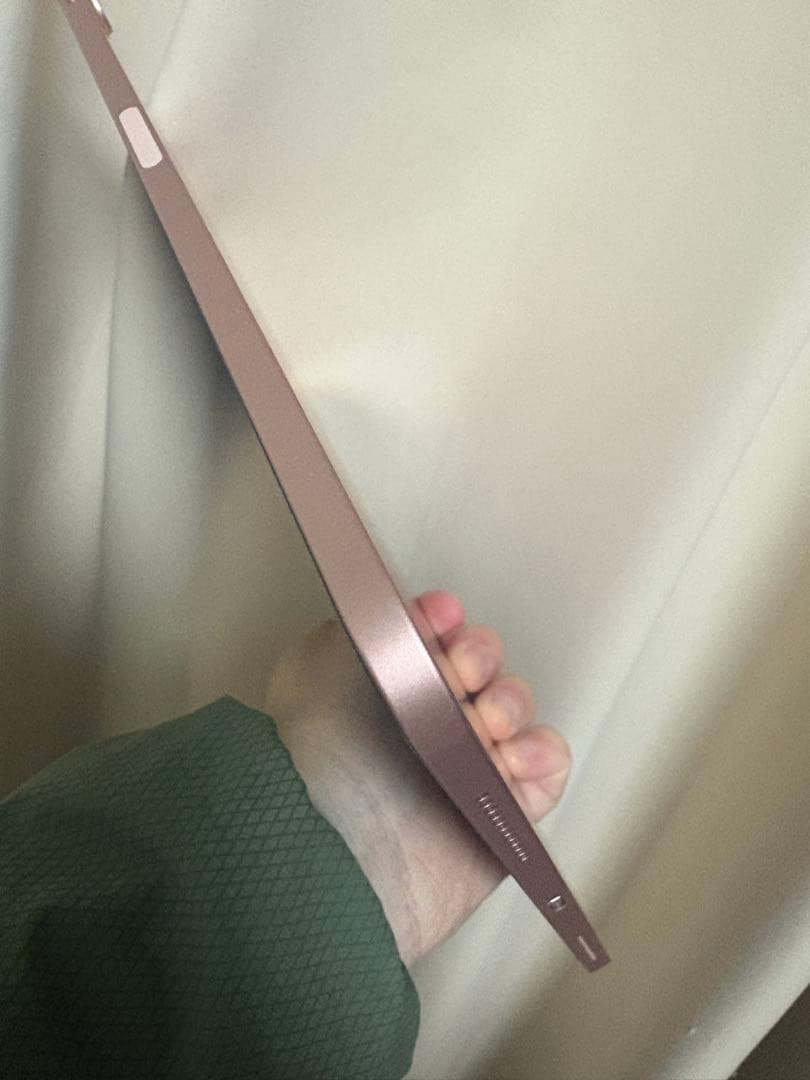 iPad Air 第4世代（Wi-Fiモデル / 64GB / ローズゴールド）