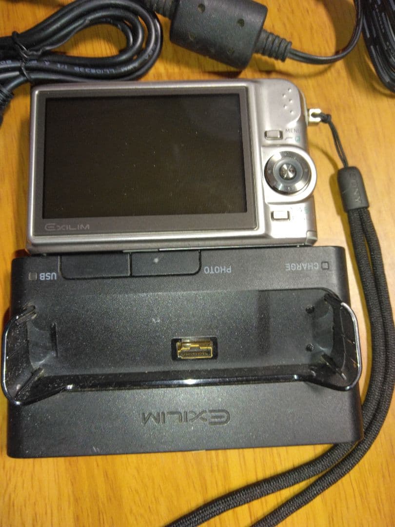 CASIO EXILIM EX-Z1000 10.1メガピクセル動作確認済み
