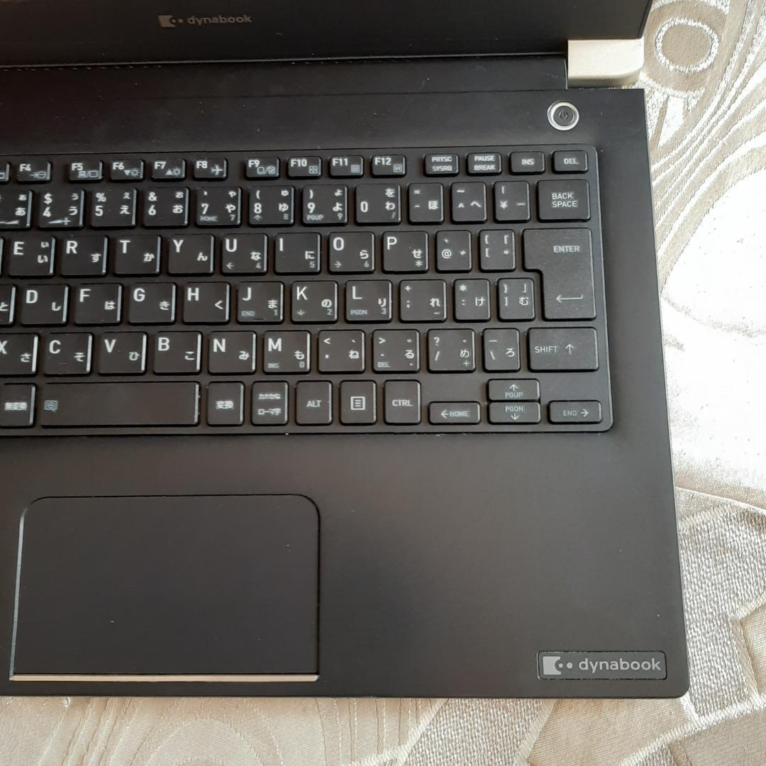 東芝 U63FS 10世代 i5 1920x1080 256G SSD 8G