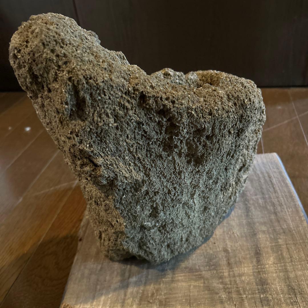 山渓鉢　雲山石　溶岩石　希少　一点モノ　苔　山野草　盆栽　多肉植物　小品盆栽