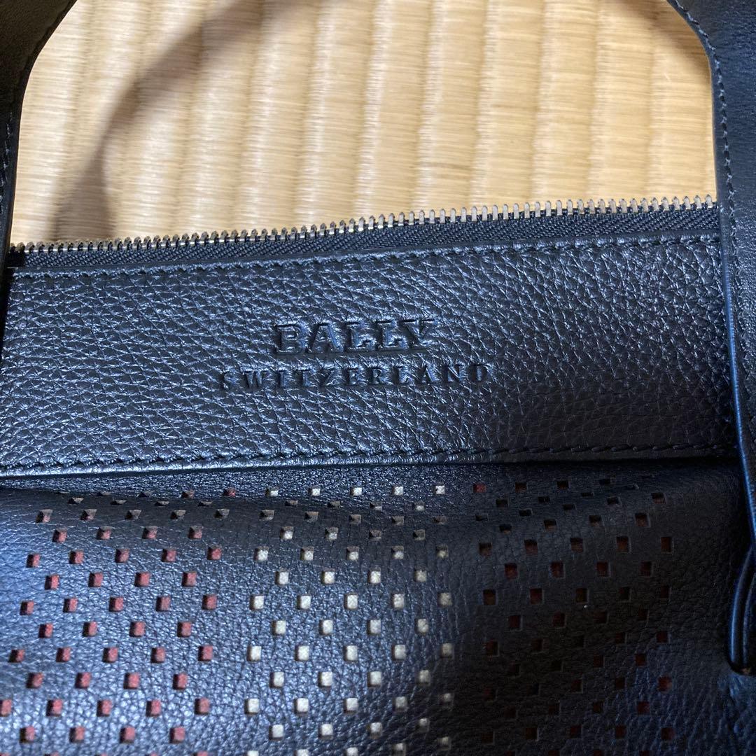 BALLY バリー レザー ショルダーバッグ 斜め掛けカバン 皮革鞄 ブラック