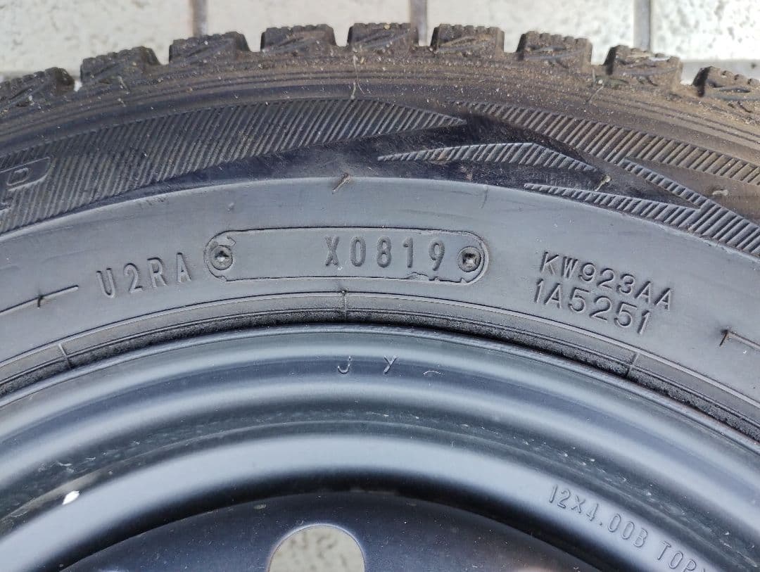 エブリイDA17V　スタッドレスタイヤ　ダンロップ145/R12 4本セット