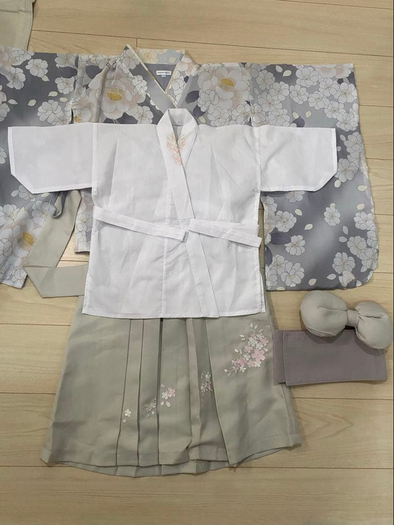 キッズ　和装お揃いコーデ　八重桜ネージュ柄　七五三