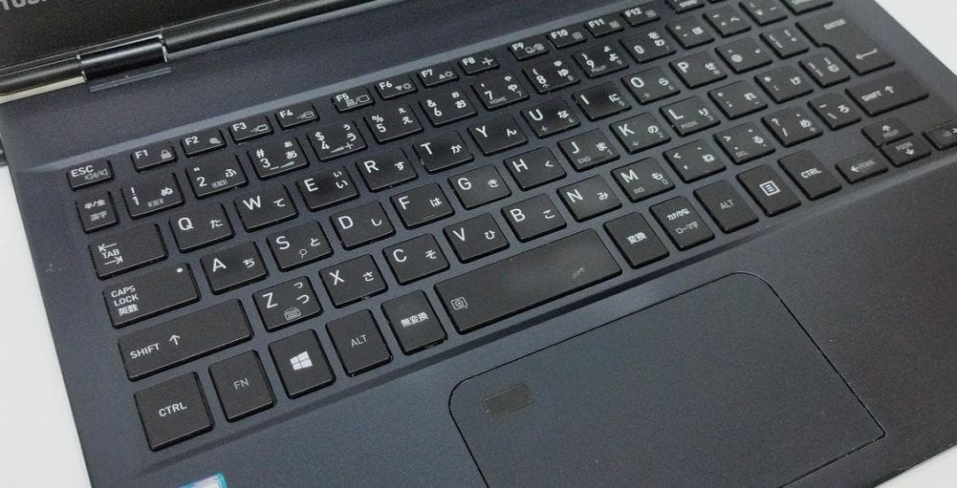 12.5タブレットPC Core 8世代I7 V82/FL 8GB 256GB