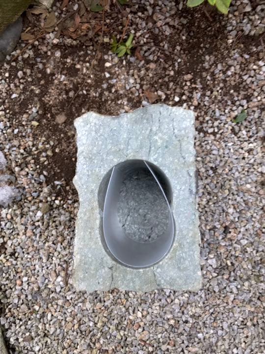 天然自然石・石灯り・足元灯り・石灯篭・ガーデンライト