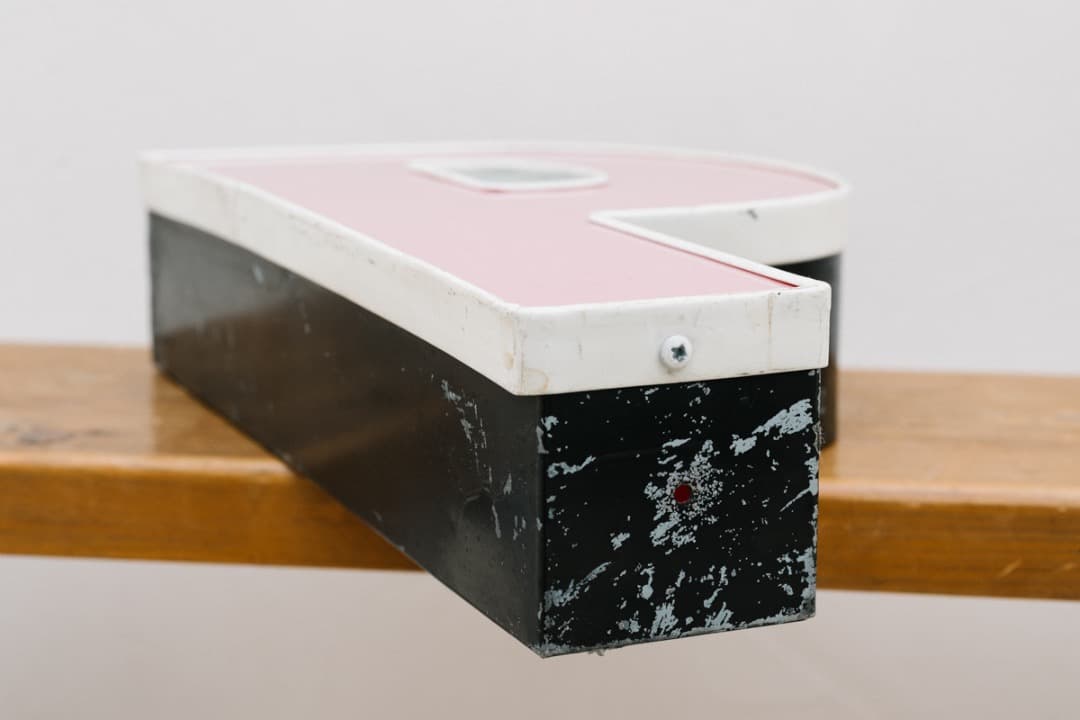 アルファベットサイン P ビンテージ オブジェ インテリア 看板 ネオンサイン