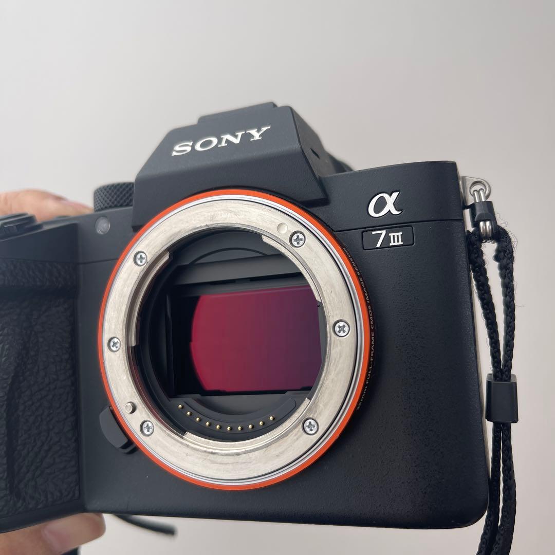 SONY α7III ボディ ILCE-7M3 箱付属品付き 元箱・取扱説明書付