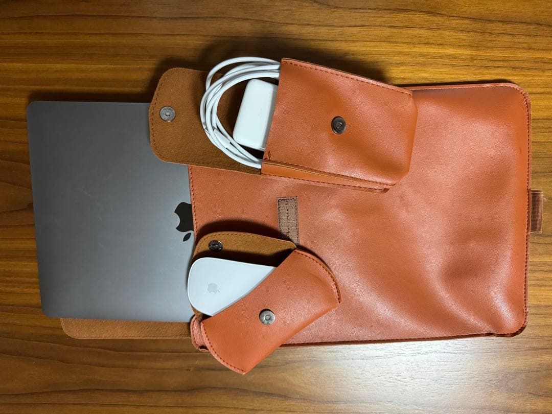 【美品】MacBook Air 13インチ　M1チップ　512GB容量　マウス付