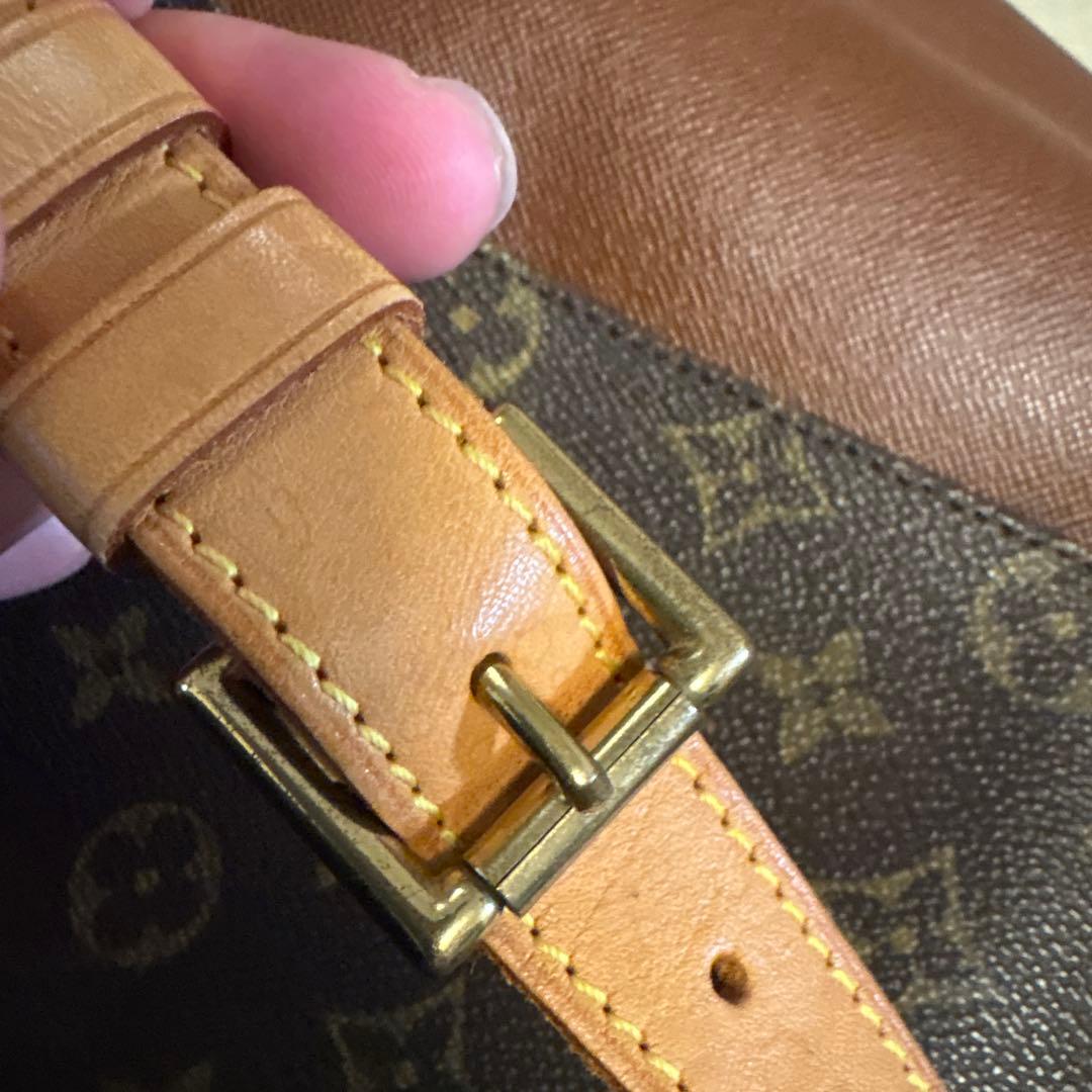 Louis Vuitton 肩掛けバッグ