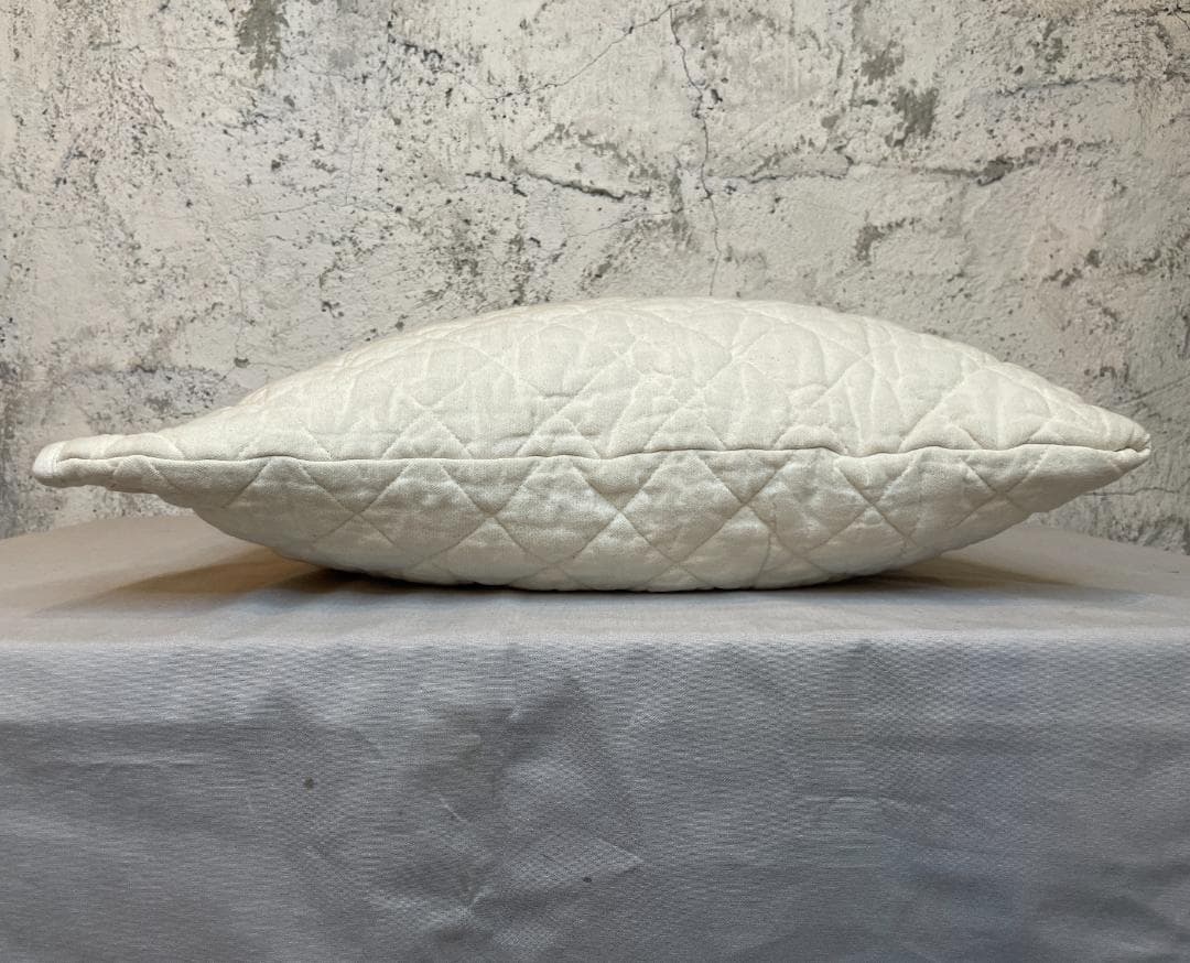 RHC x Utility Canvas 　キルティング クッション⚫︎ホワイト