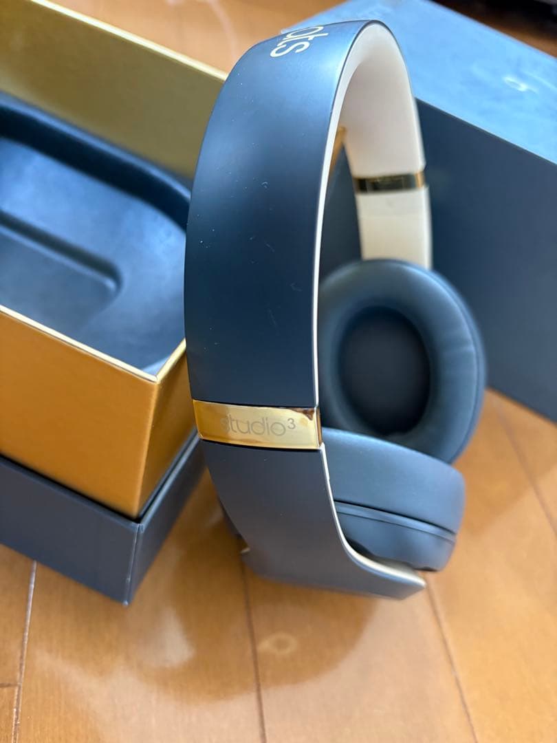 Beats studio3 wireless 新品バッテリー　イヤーパッド