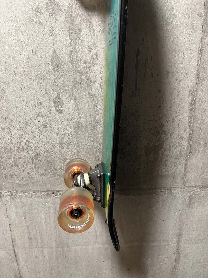 GLOBE グローブ　スケートボード　クルーザー