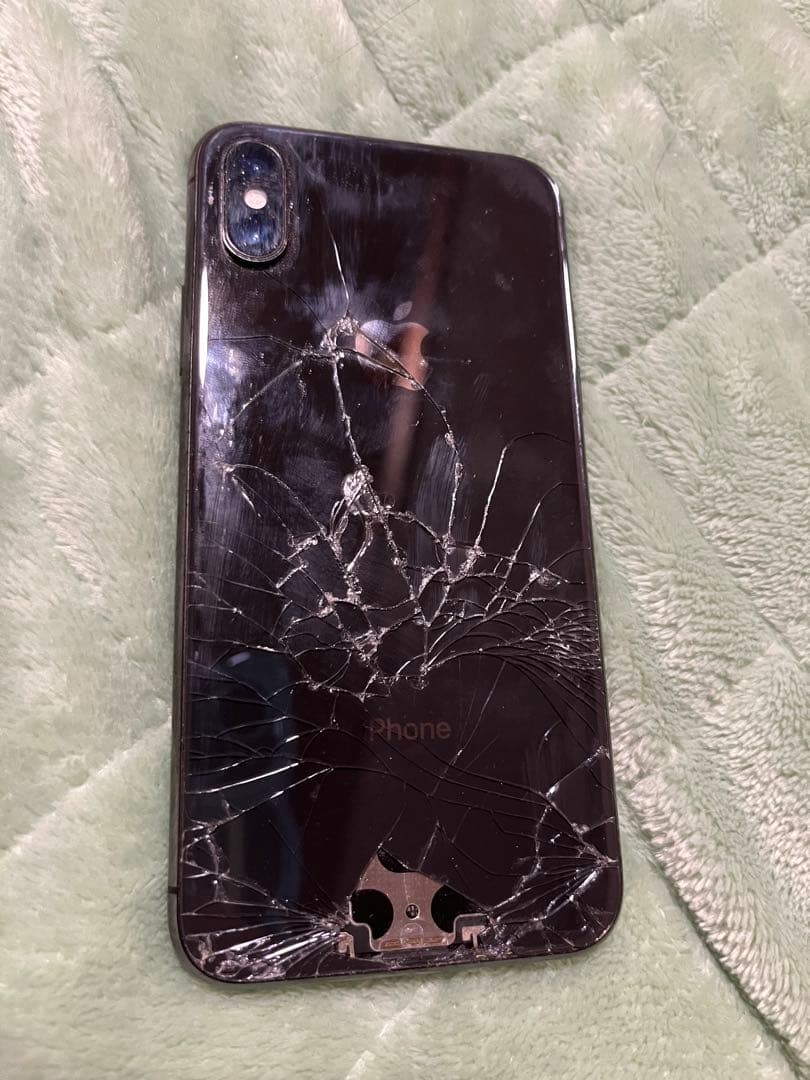 iPhone X スペースグレイ 本体のみ 背面ひび割れあり