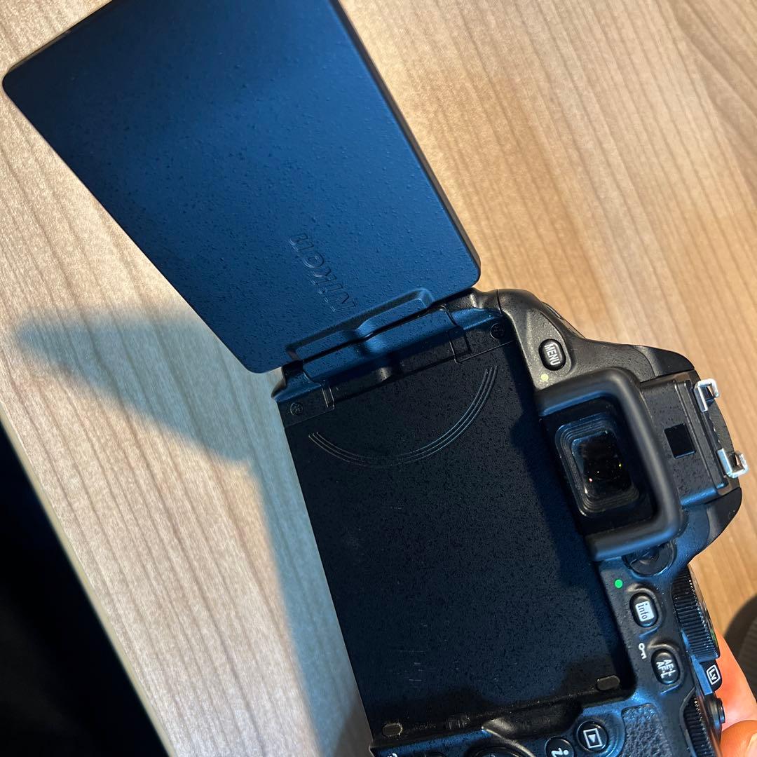 Nikon D5600 ダブルズームレンズキット レンズフィルター付