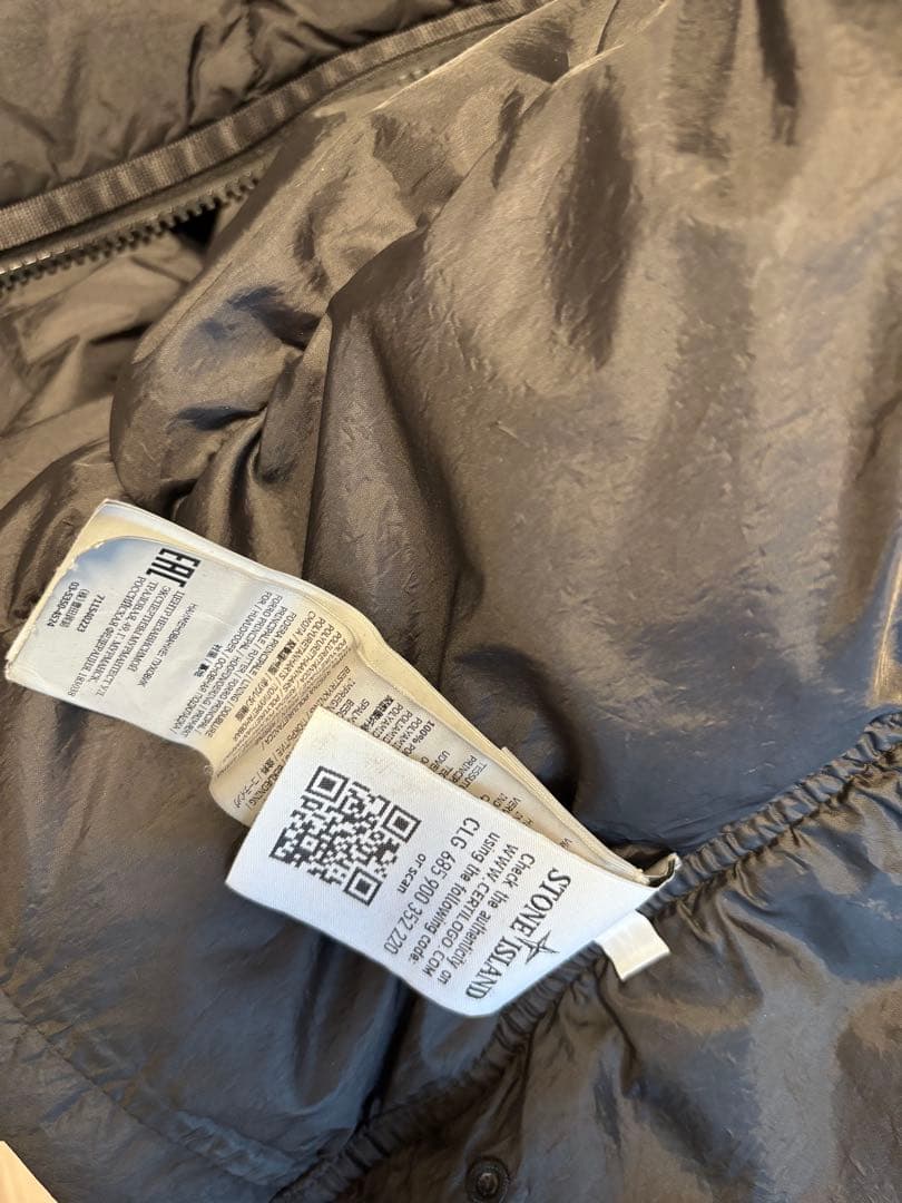 ストーンアイランド　ダウン　BLACK