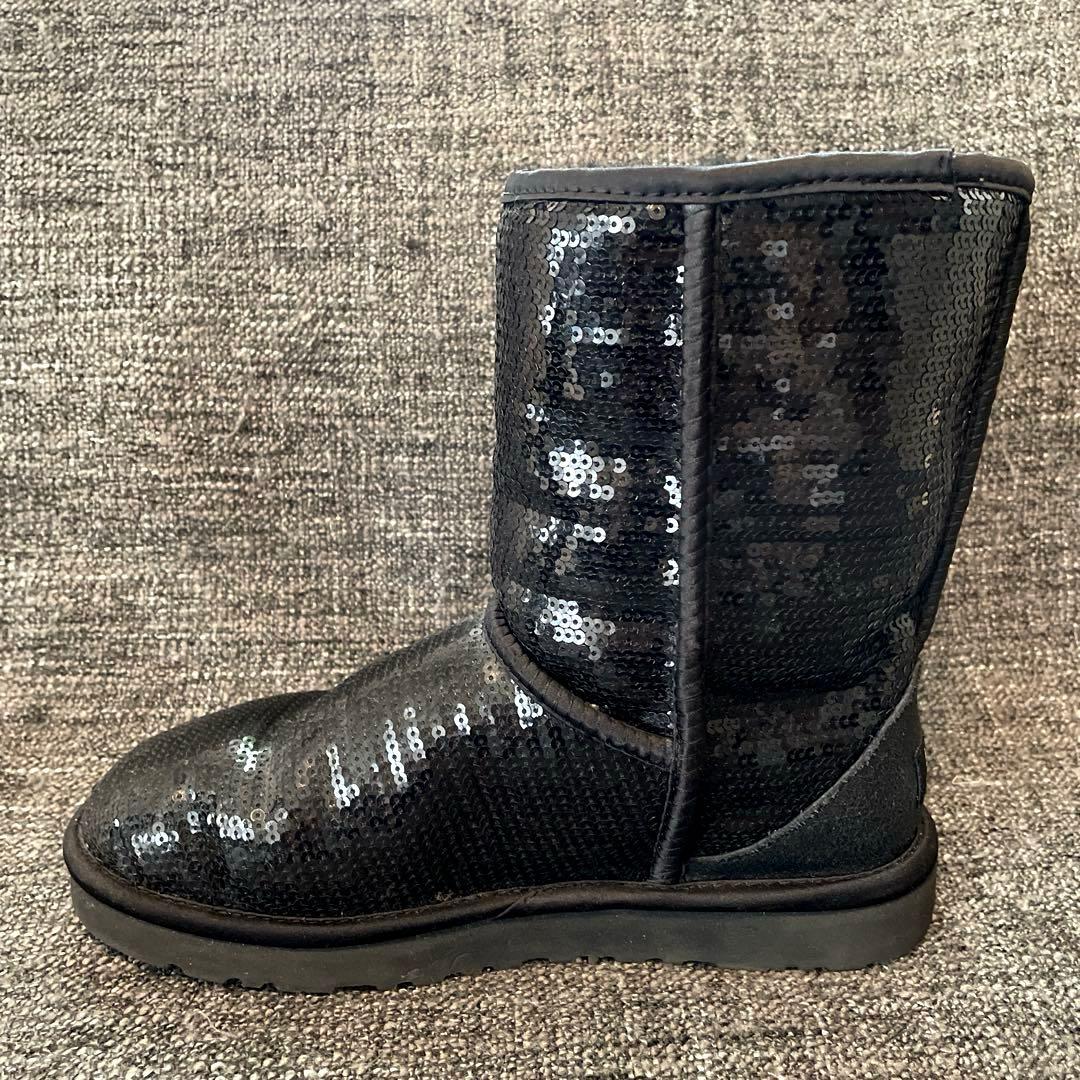 yuka^_^☆定価25800円 アグ クラシック ショート『24cm』☆