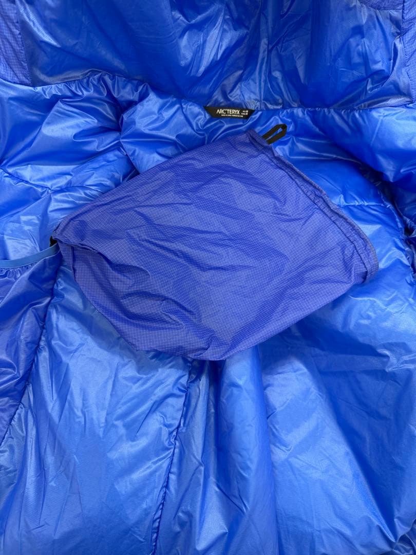 ARC'TERYX ニュークレイsvパーカ M ブルー　2025AW 最新モデル