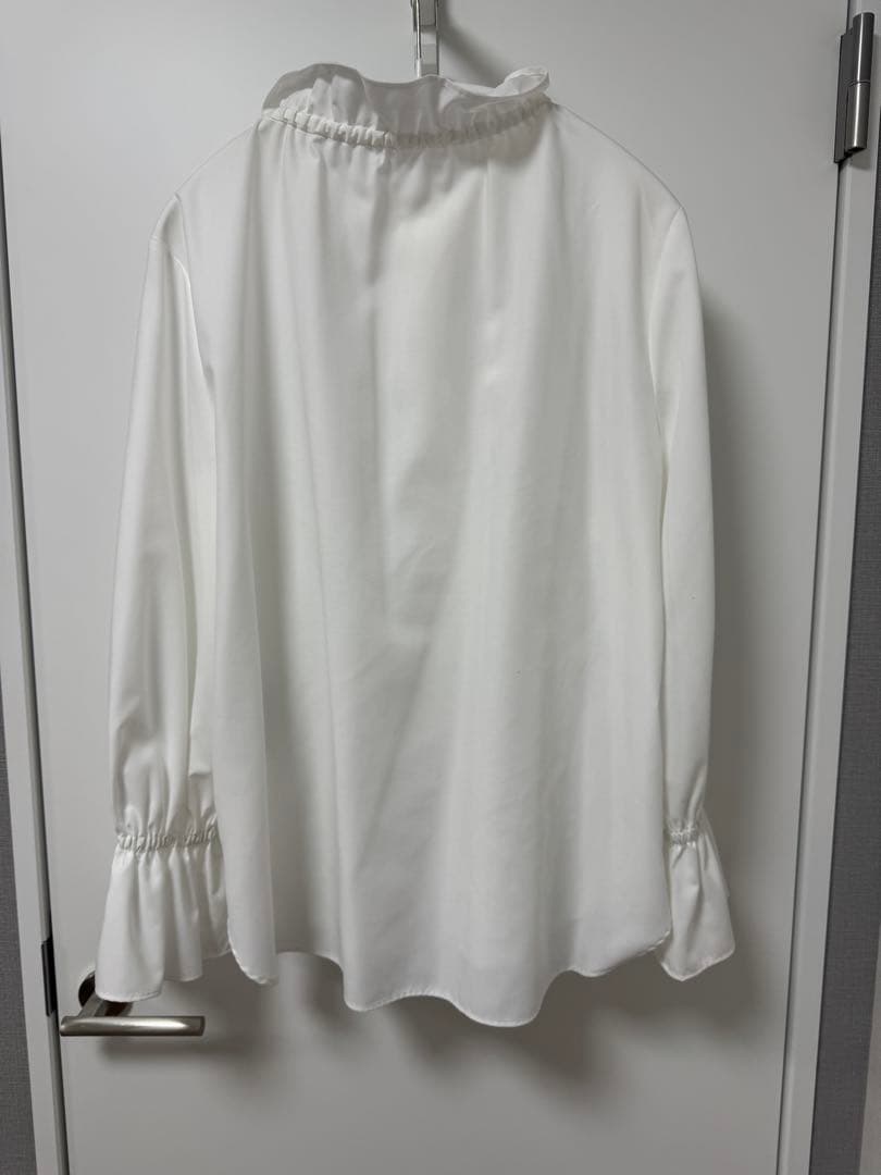 ユナイテッドアローズ　フリルカラー フレアスリーブ ブラウス