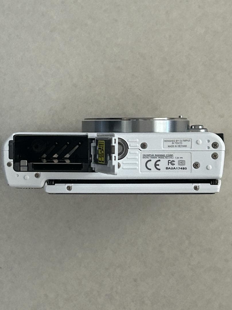 OLYMPUS PEN Lite E-PL3 ミラーレス一眼（ジャンク品）