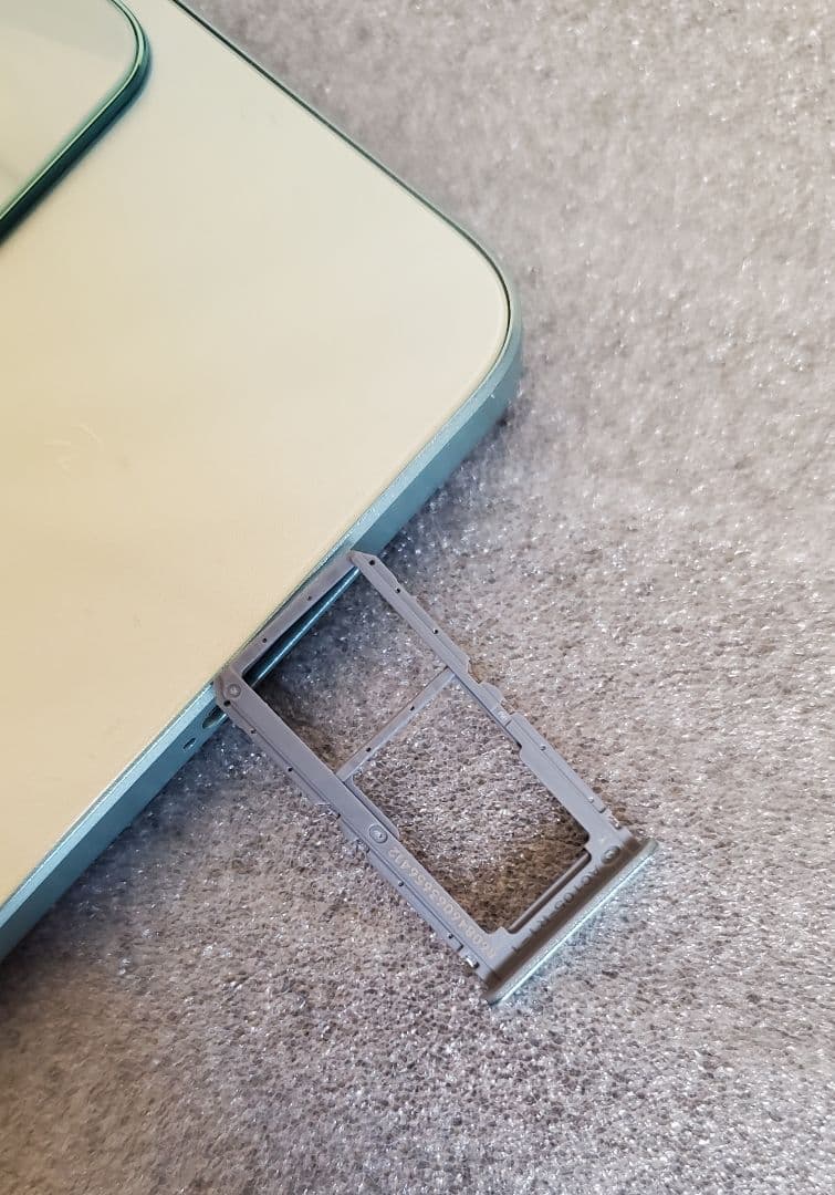 OPPO A79 5G A303OP ケース付き グローグリーン SIMフリー