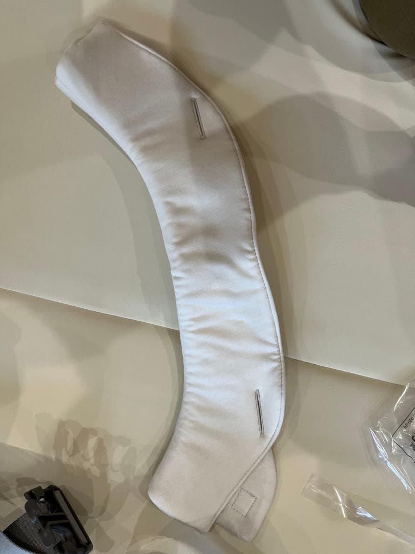 ◆新品未使用◆nuna ヌナ　カドルクリック 抱っこ紐2025 6月購入