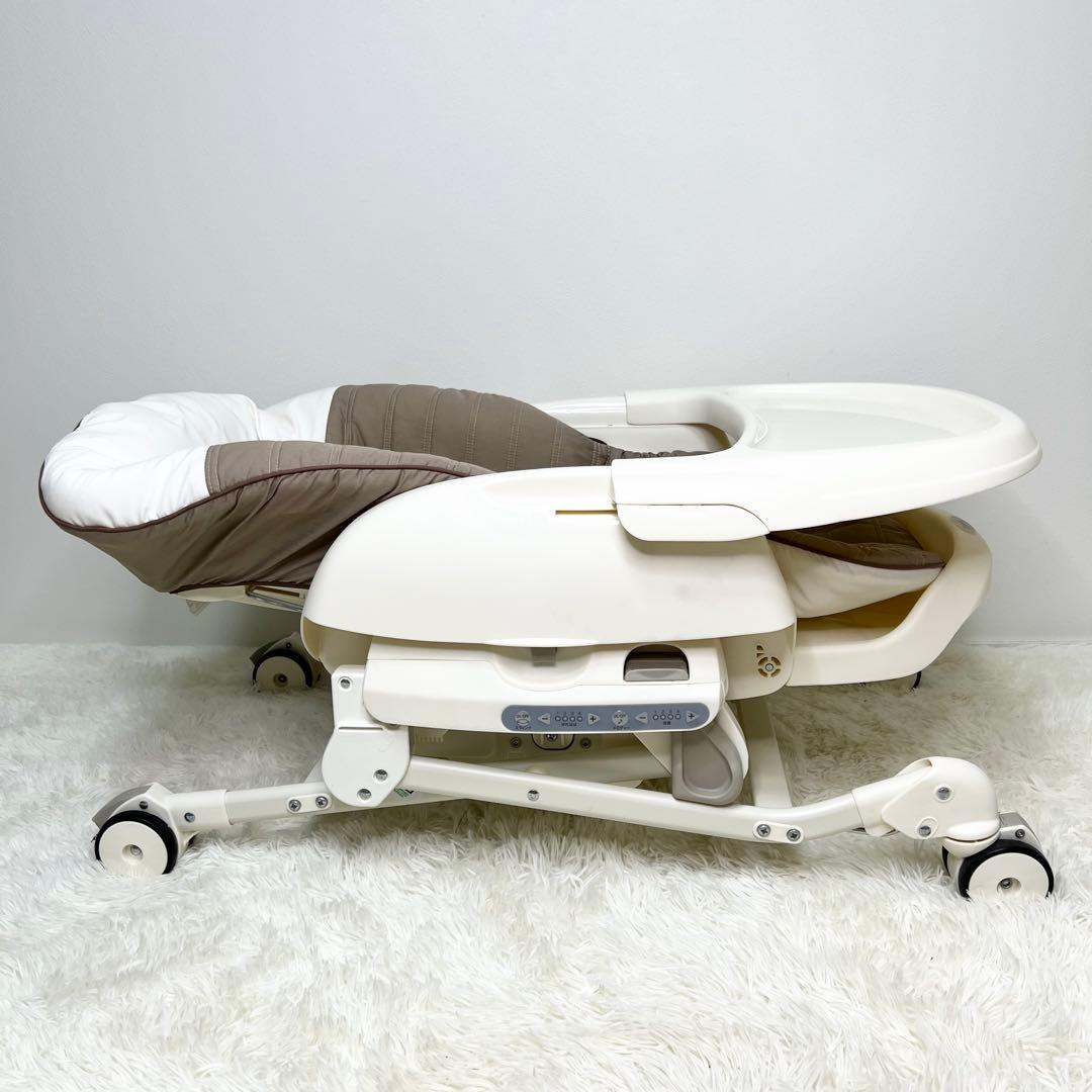 極美品 Combi ネムリラAT ハイローチェア 電動 バウンサー