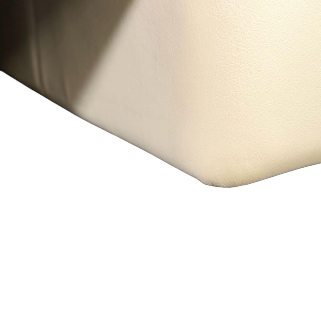 HR864 himolla ヒモラ　オットマン 本革 総本革　ベージュ系