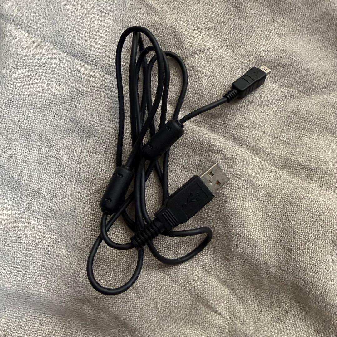 OLYMPUS PEN E-PL8 ホワイト