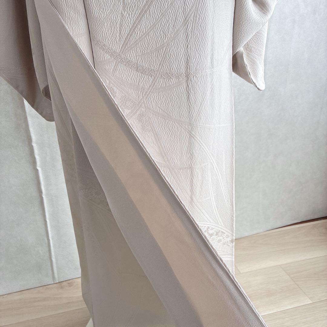 色無地　フルセット　着物　正絹　しつけ糸付き　ホワイトグレー　一つ紋　G4