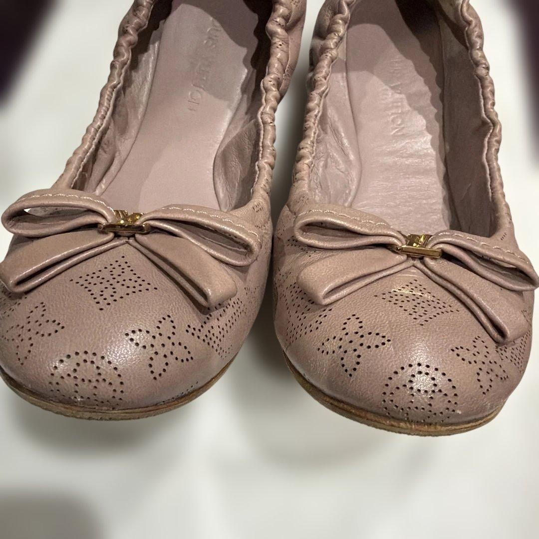 フ*ん様 Louis Vuitton リボン付きフラットシューズ