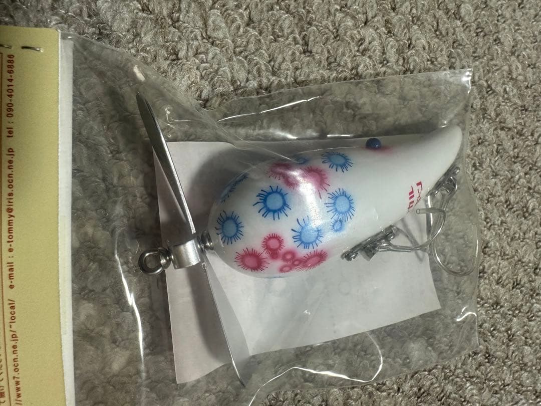 バズボーン ✖️ ローカル　反りとんぼ　バッチ付き