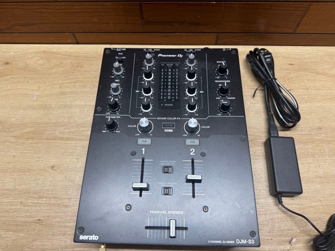 Pioneer DJ DJM-S3 2チャンネルミキサー