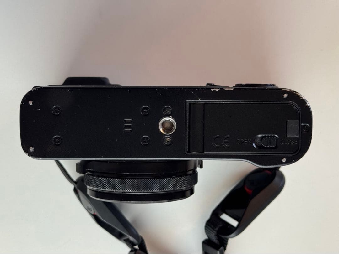 FUJIFILM X100F Peak Designストラップアダプター付