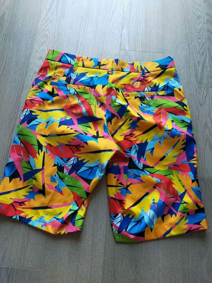 ラウドマウス　Ko Olina ショートパンツ