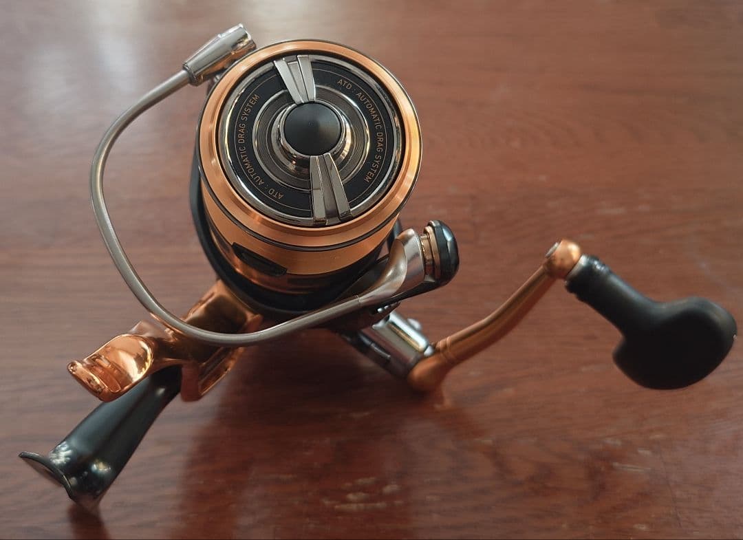 美品！ダイワ トーナメント ISO 3000 SH-LBD