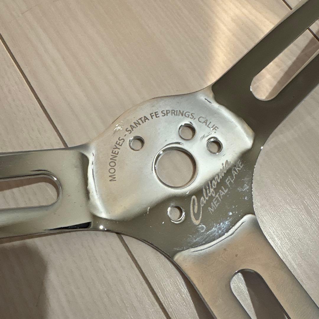 鬼*族様 California Mooneyes ステアリングホイール