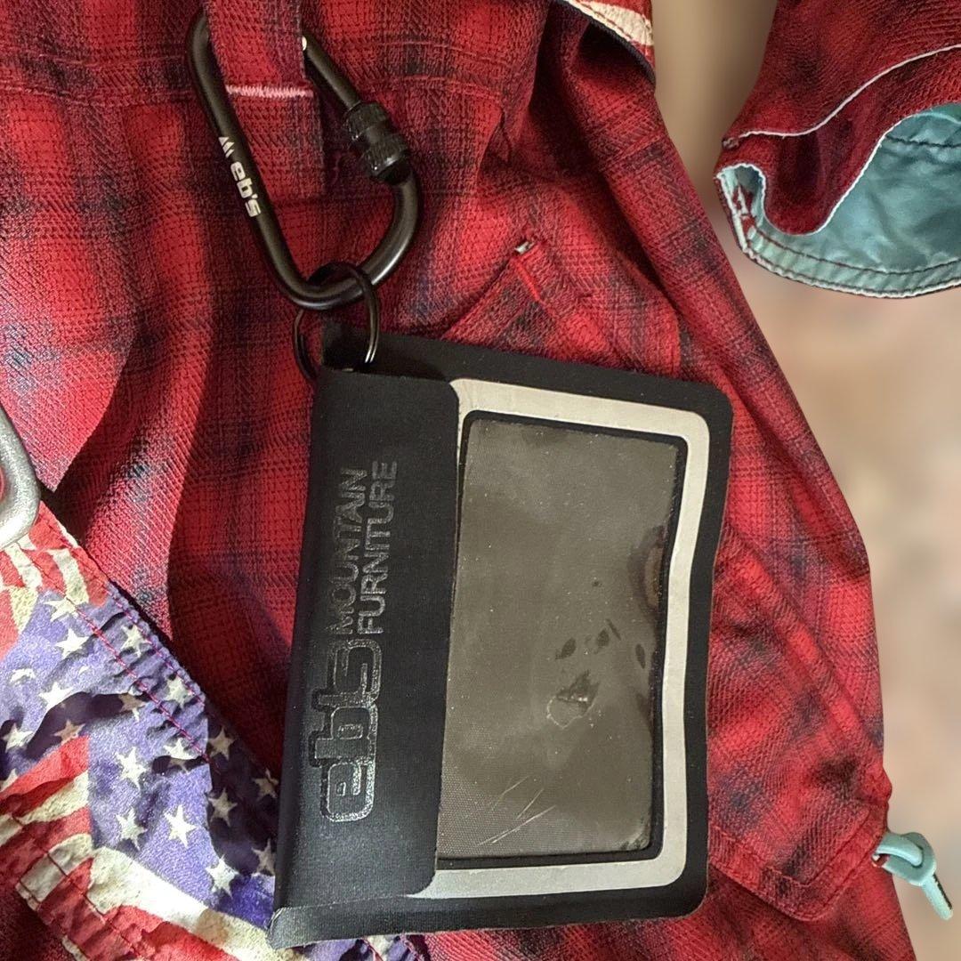 スノーボードウェア 赤と黒 チェック柄 Xnix