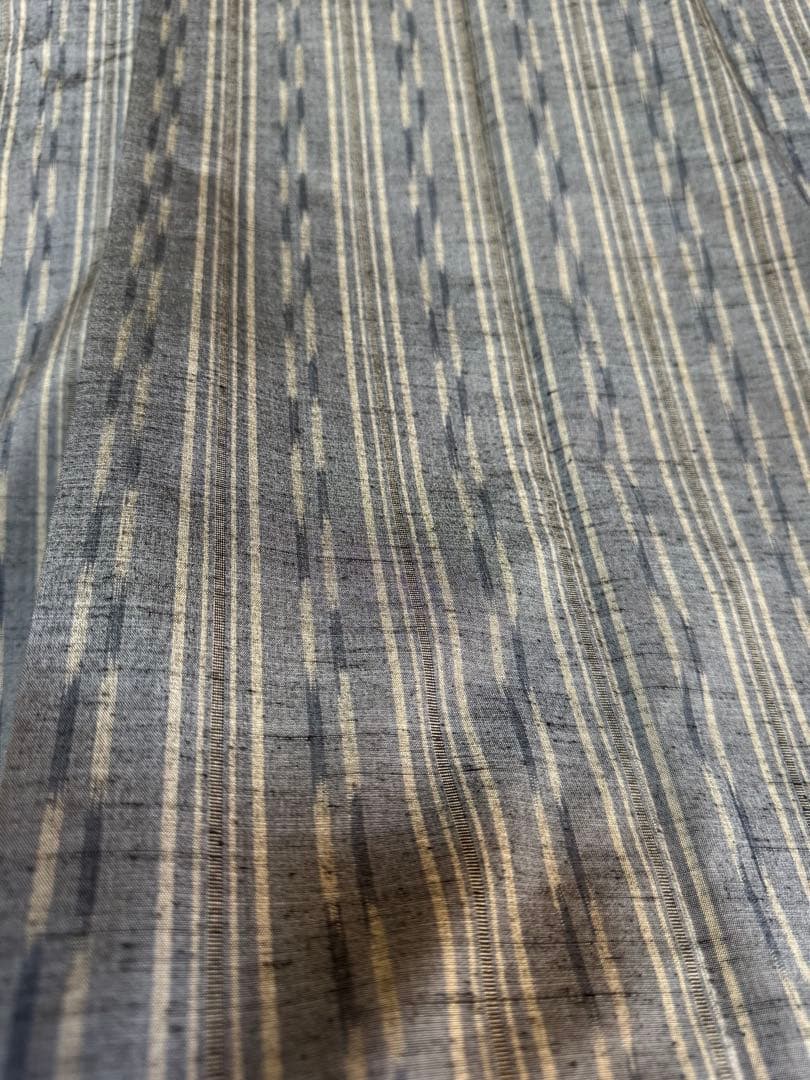 【未着用品】西陣織染匠「美吉」米沢産米沢紬 手機織 藍鼠色「多種縦縞文様」