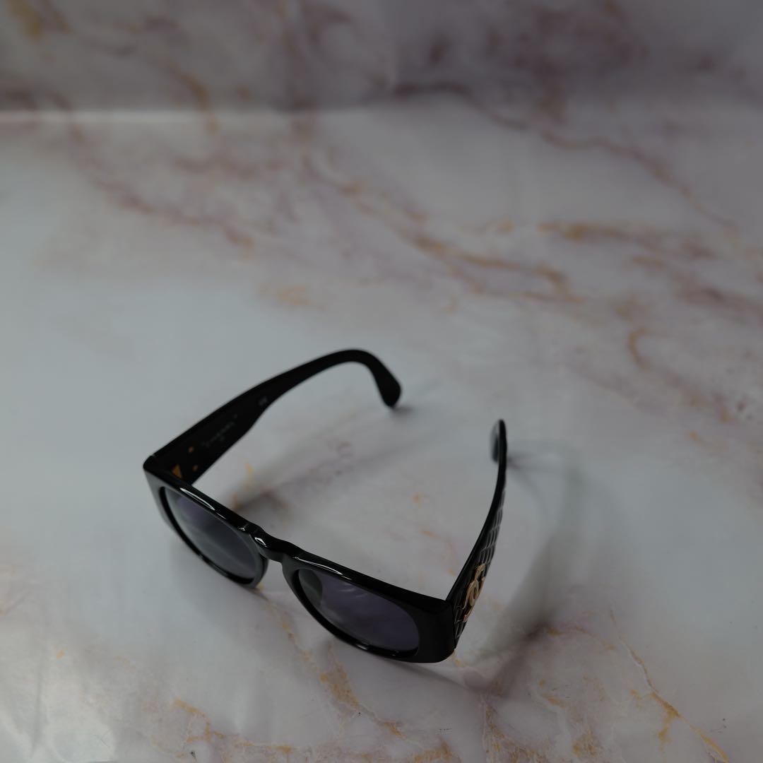 CHANELオールドシャネル ココマーク マトラッセ Y2K ロゴ サングラス