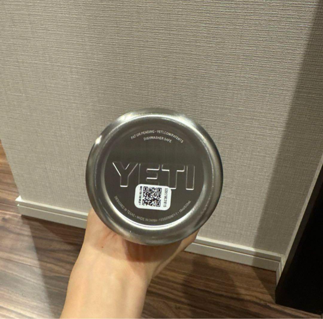 【新品】YETI rambler 18oz BOTTLE 迷彩