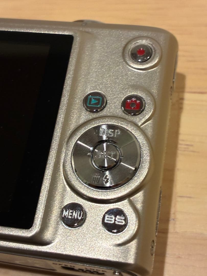 【極美品/訳あり】CASIO EXILIM EX-Z200 シルバー 充電器付き