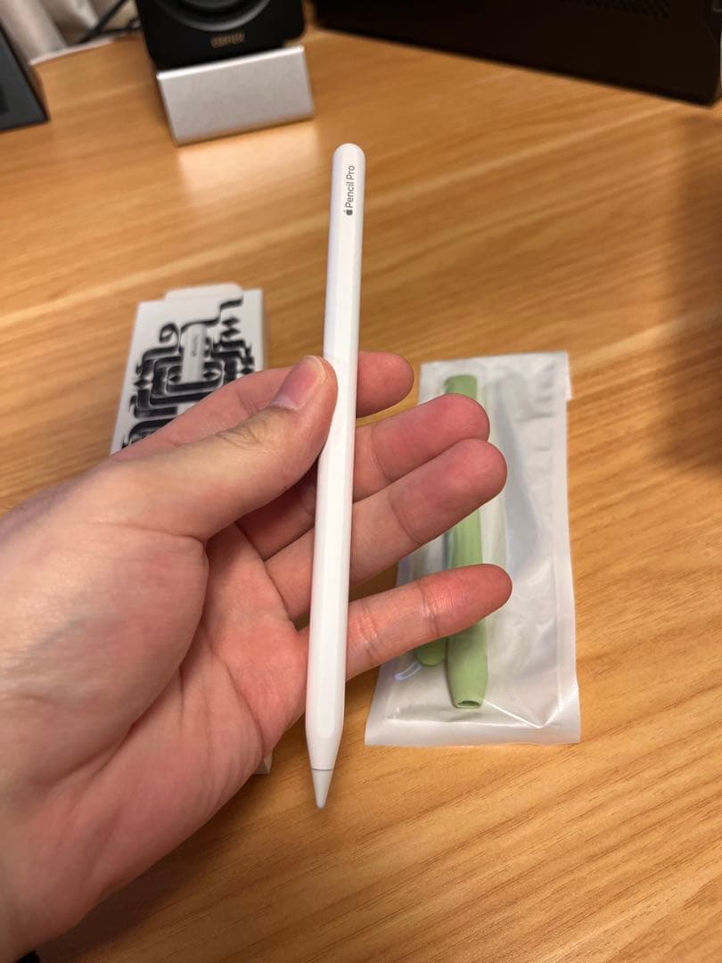 iPadアクセサリー Apple Pencil pro MX2D3ZA/A