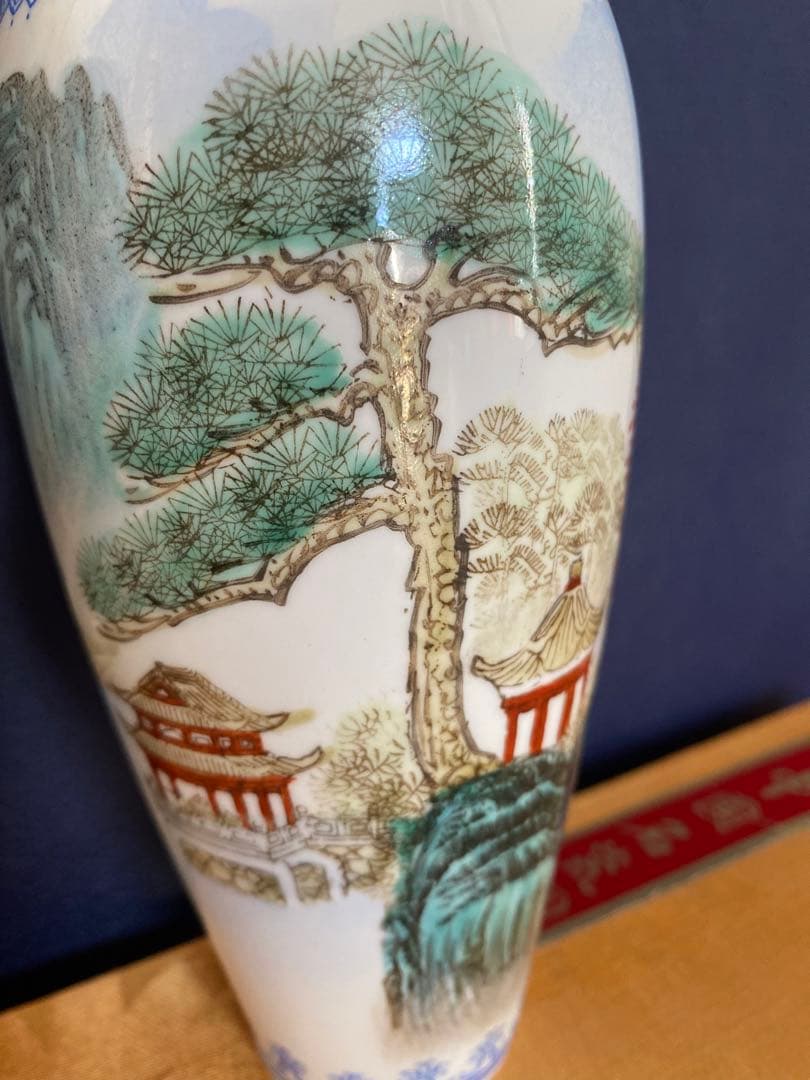 レトロ　中国景徳鎮　山水　壺　磁器　工芸品　美術品　インテリア　置物