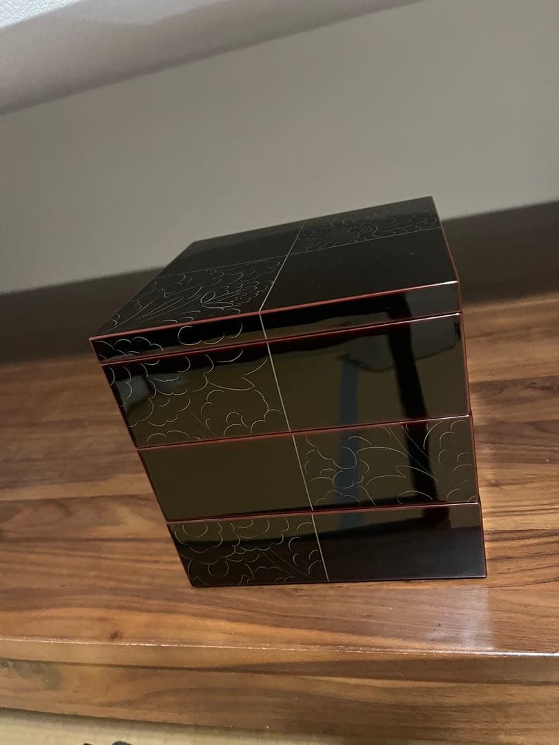 越前漆器　重箱　3段　プラチナ牡丹　牡丹