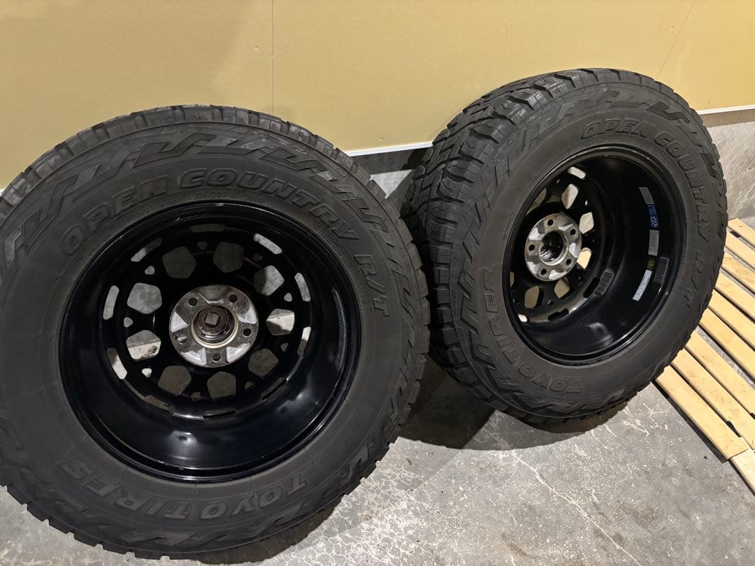 じ*ん様 RAYS DAYTONA M9 16インチ RTタイヤ　RAV4等