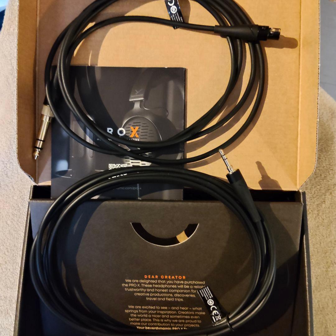 ヘッドホン beyerdynamic / DT 900 PRO X