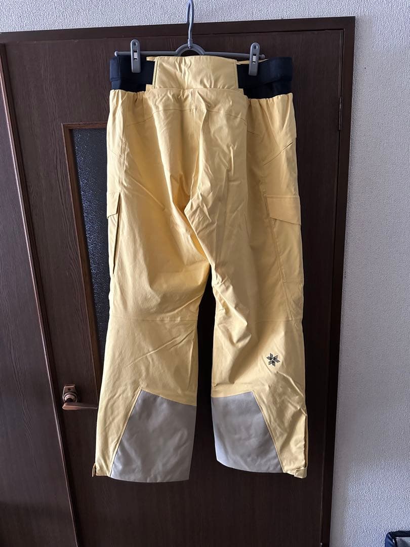 未使用　ゴールドウィンスキーパンツXL
